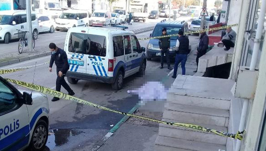 Bursada feci olay Çamaşır asarken aşağı düştü