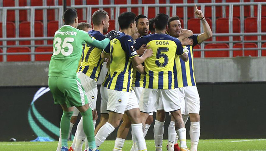 Royal Antwerp 0-3 Fenerbahçe (Maçın özeti ve golleri)