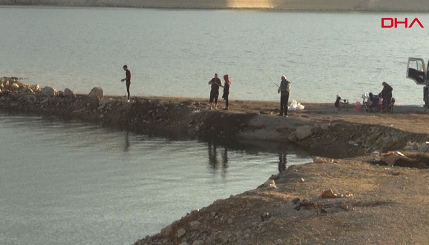 Baraj suları çekildi, eski Hasankeyf göründü