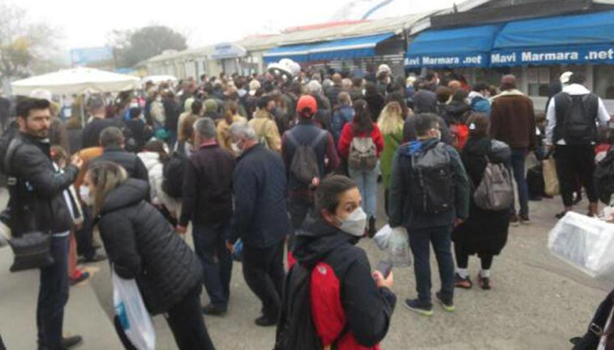 Bostancıdaki Adalar İskelesinde sis yoğunluğu