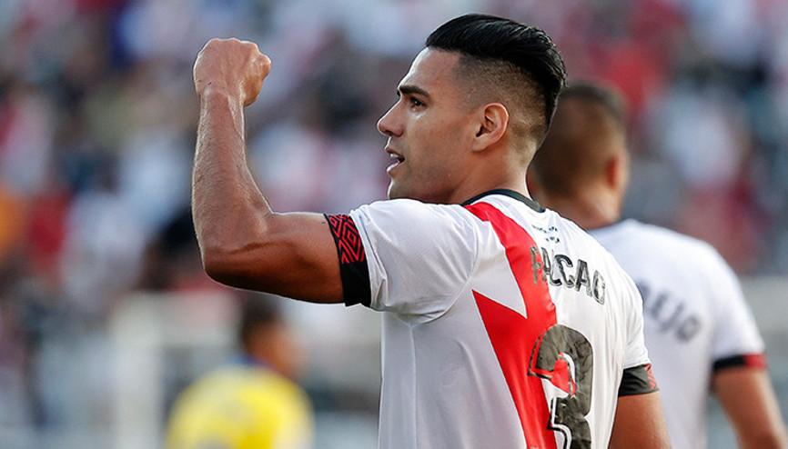 Radamel Falcao, Barcelonanın ardından Real Madride de attı Sakatlık...