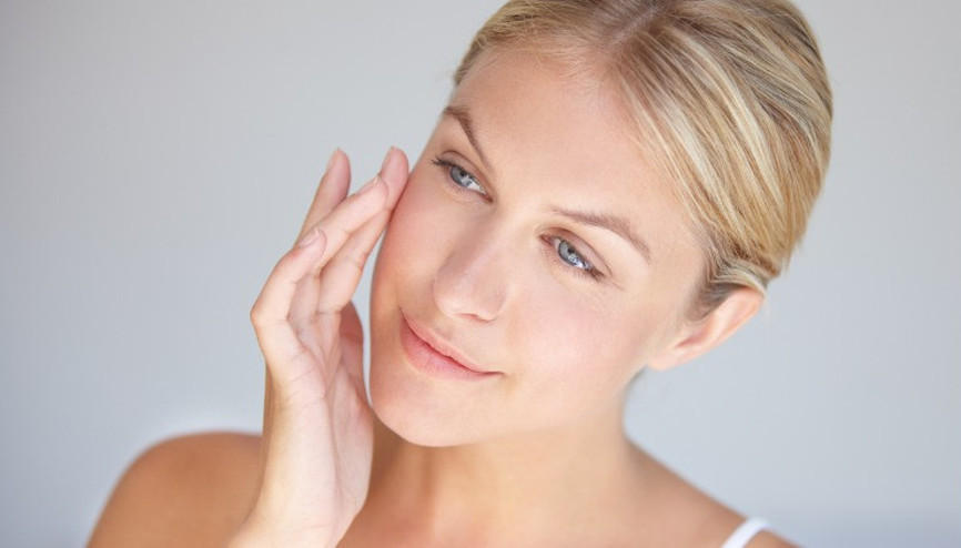 Evde cilt bakımı: Anti-aging ürünlere ne zaman başlamalıyız