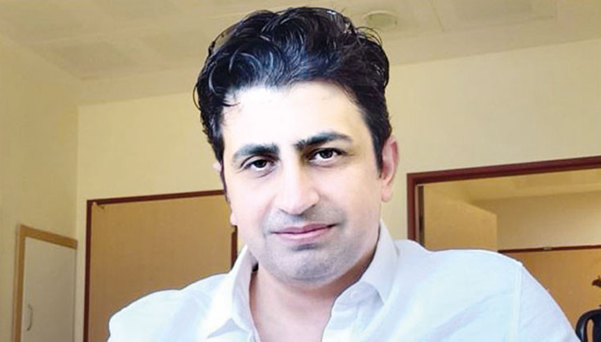 Cerrahın başına geldi: COVID-19 bu kez bağırsağa yapıştı