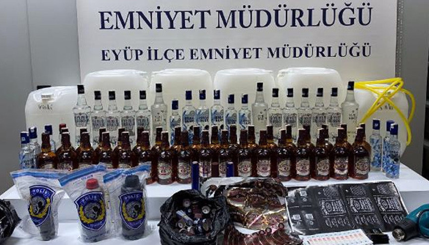 Eyüpsultanda ele geçirildi: İhbar üzerine ekiplerden baskın