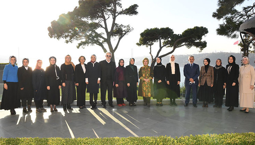 Emine Erdoğan, Şule Yüksel Şenler Vakfı Yönetim Kurulu üyeleriyle buluştu