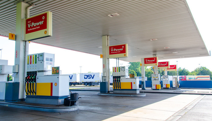 Enerji devinden flaş karar İsim değiştirip tamamen İngiliz oluyor