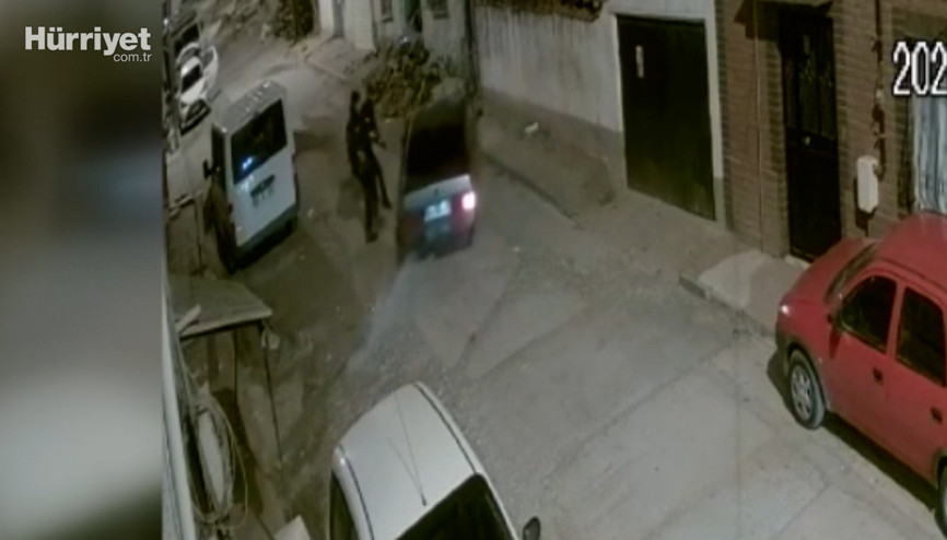 Aracını, kendisini kovalayan bekçilerin üzerine sürüp kaçtı