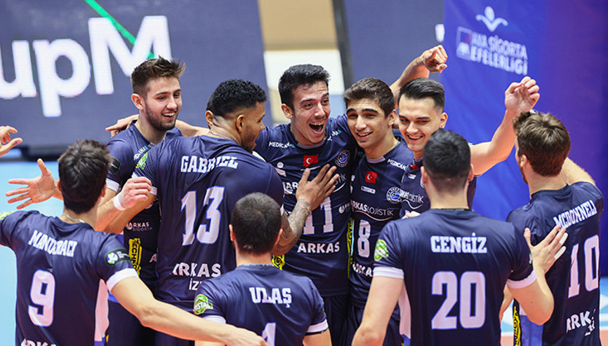 Arkas Spor 3-0 Rieker UJS