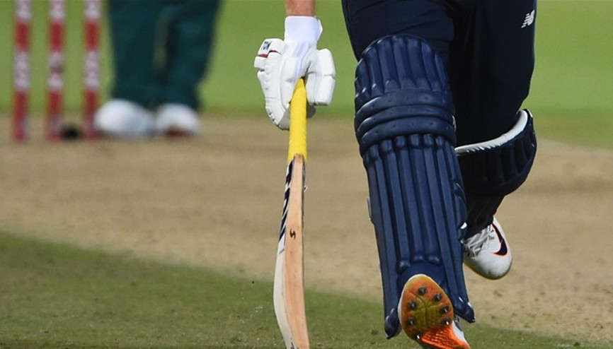 Eski İngiliz kriketçiden ırkçılık suçlamalarına yalanlama
