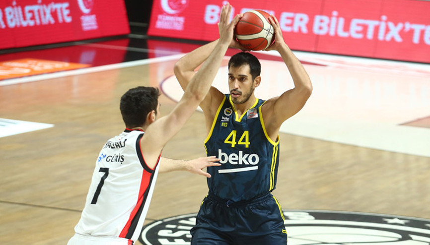 Fenerbahçe Beko, derbide Beşiktaş Icrypexi yendi