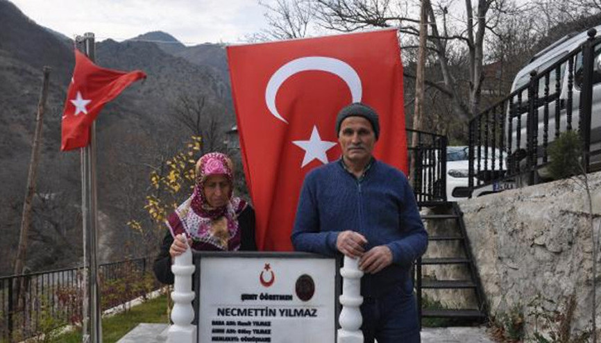 Şehit Necmettin öğretmenin babası: Oğlum 24 Kasımı 1 kere kutladı