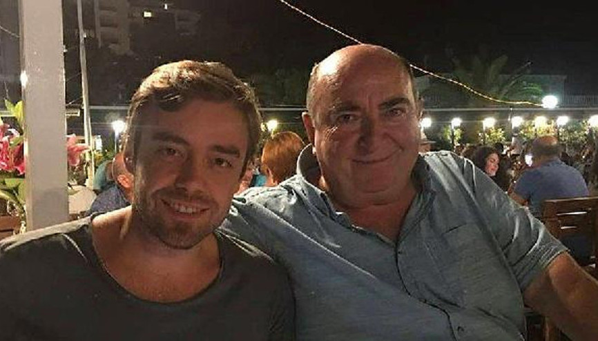 Ünlü şarkıcı Murat Dalkılıçın babası kalp krizi geçirdi