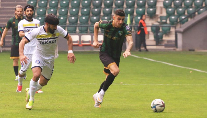 Menemenspor, Kocaelisporu Ndiaye ile yıktı