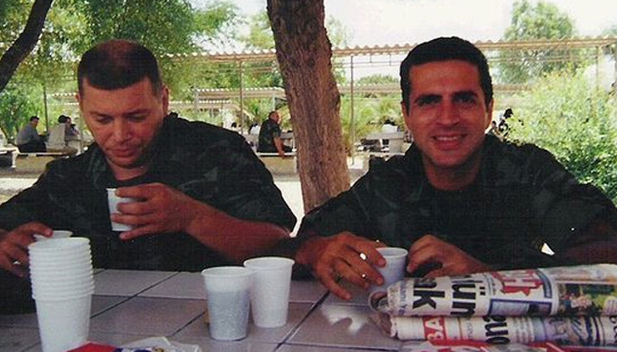 ‘Benim askerlik fasulyeden olacak’ Teoman birliğine teslim olunca...