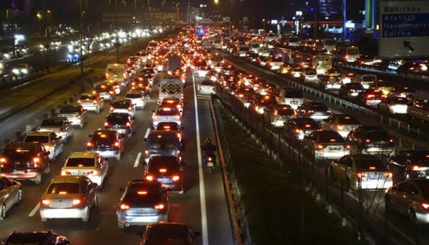 Ticari araçlarda kış lastiği kuralı başlıyor