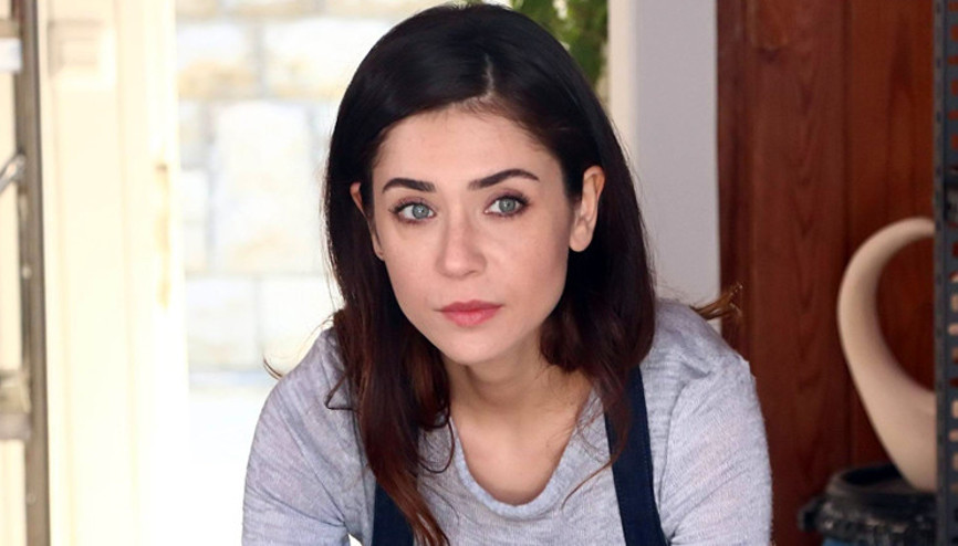 Fulya Zenginer anneannesine dava açmaya hazırlanıyor