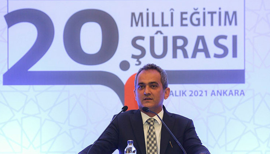 Bakan Özer: Eğitim sisteminin çok güçlü olması gerekiyor, başka seçeneğimiz yok
