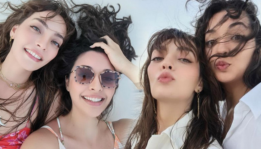 İkizi değil, kardeşi... İyi ki doğdun