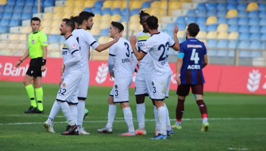 Menemenspor, Hekimoğlu Trabzonu kolay geçti