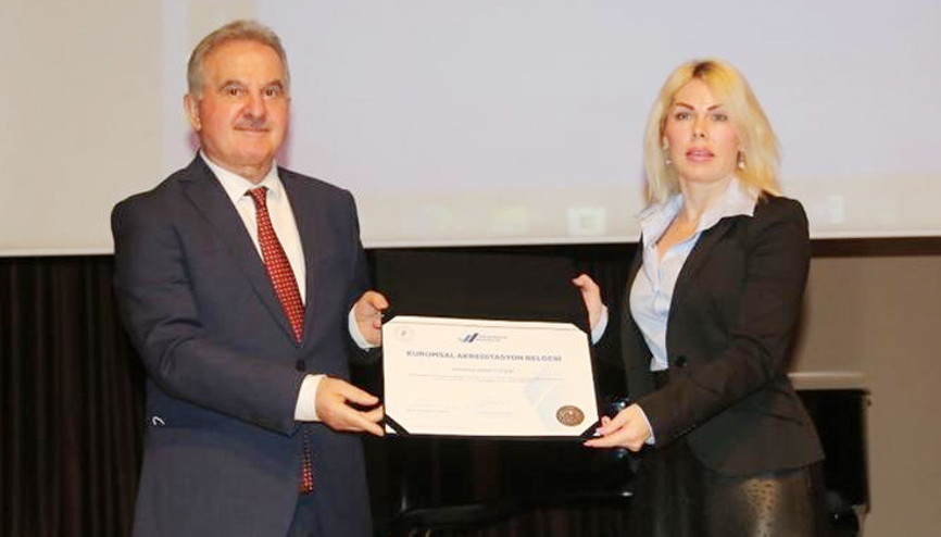 Akdeniz Üniversitesine, ‘Kurumsal Akreditasyon Belgesi’