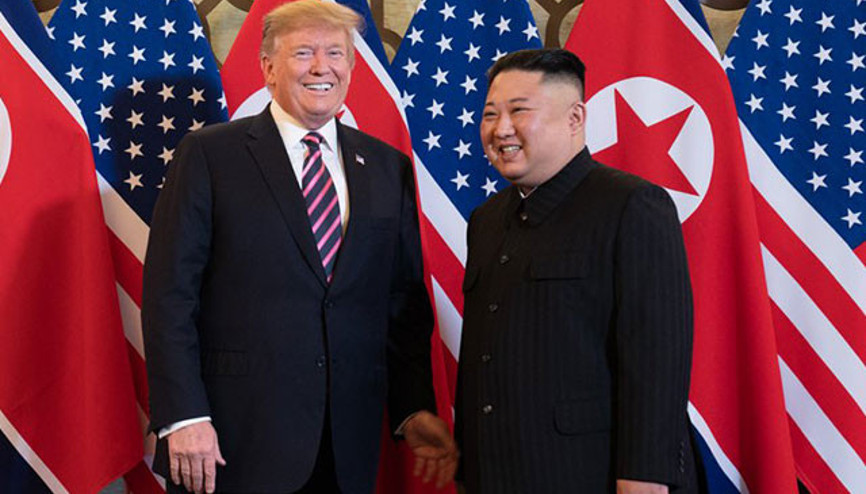 Trump, Kim Jong-una Roket Adam şarkısının kasetini vermiş Trump, Kim Jong-una Roket Adam şarkısının kasetini vermiş