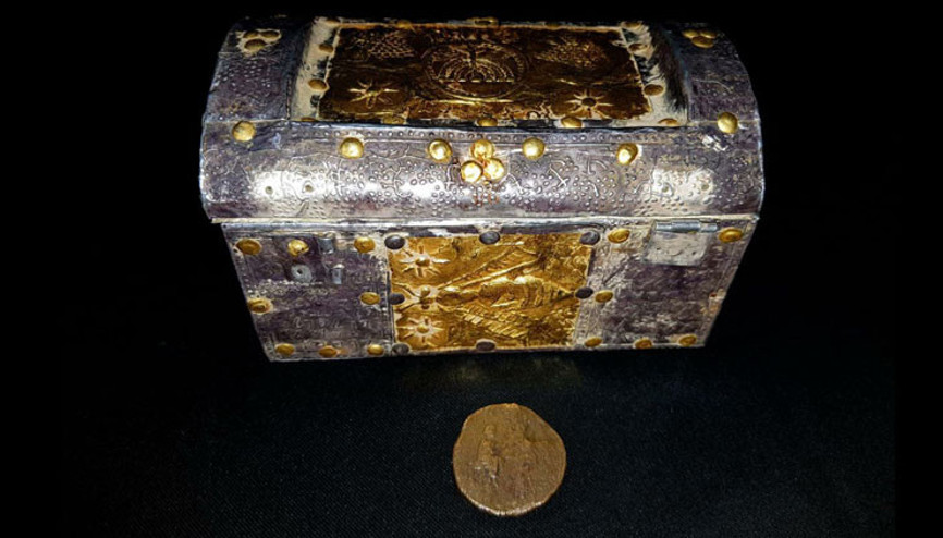 Çorumda ele geçirildi Altın kaplama sandığın gizemi araştırılıyor