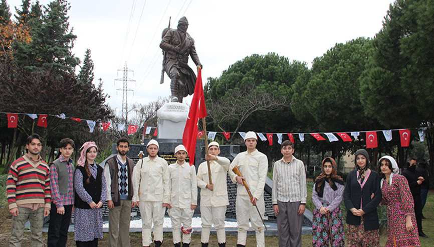 Manisada Sarıkamış Şehitleri anıtı törenle açıldı