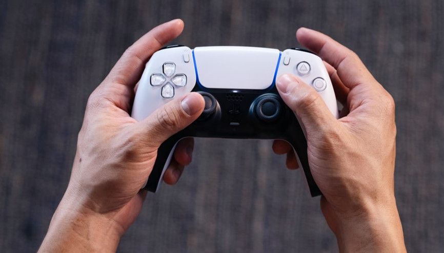 Dualsense artık PC ile uyumlu Peki nasıl kullanılır