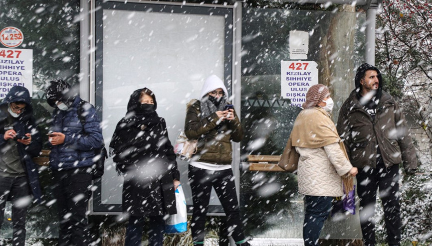 Ankara beyaza büründü