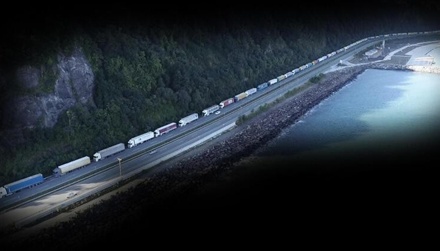 Sarp Sınır Kapısında 29 kilometrelik TIR kuyruğu