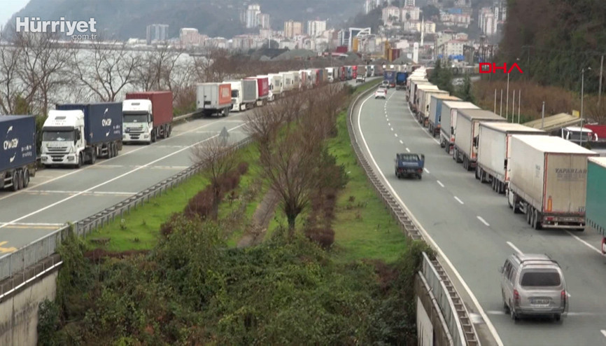 Sarp Sınır Kapısındaki TIR kuyrukları için ilave geçiş peronları devrede