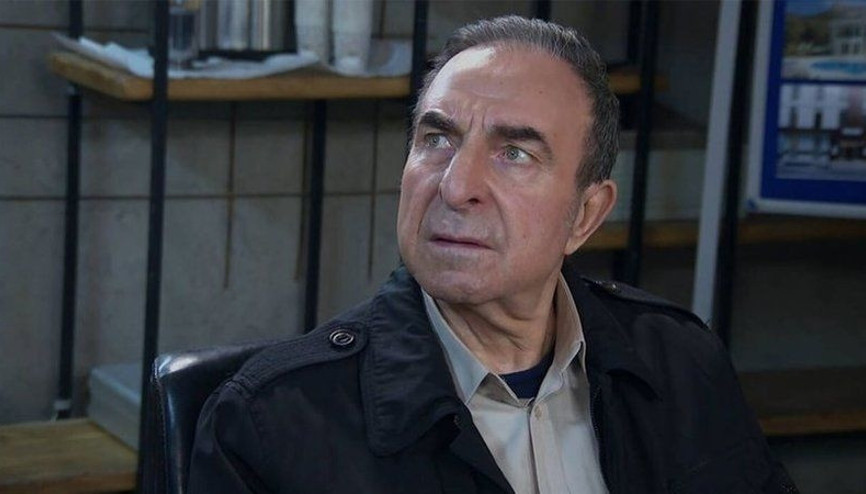 Rıza Baba ayrıldı mı Arka Sokakların Rıza Babası merak konusu oldu
