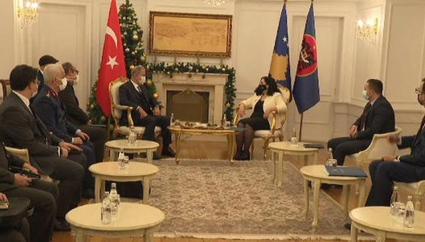 Bakan Akardan kritik görüşmeler