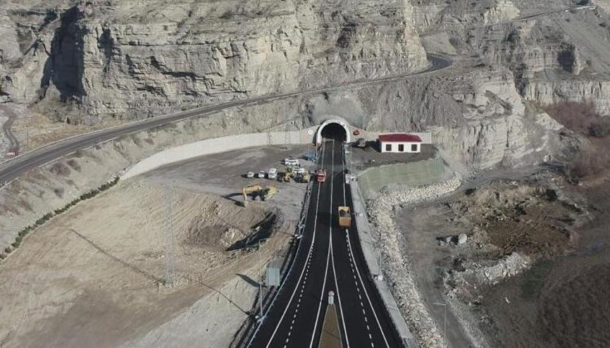 Doğu ve Güneydoğu Anadolu’yu Karadeniz’e bağlayan Pirinkayalar Tüneli açılıyor