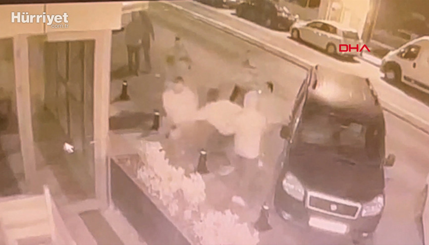 Pendikte yan baktın kavgası cinayetle sonuçlandı