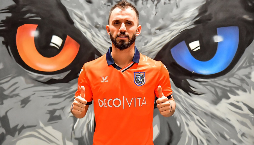 Son dakika: Emre Çolak resmen Başakşehirde