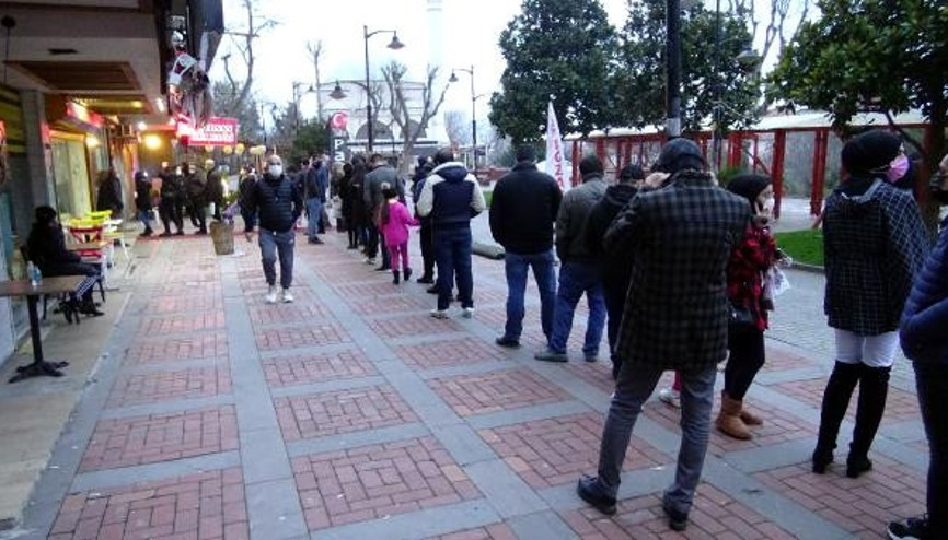 Avcılarda nöbetçi eczane kuyruğu İsyan ettiler