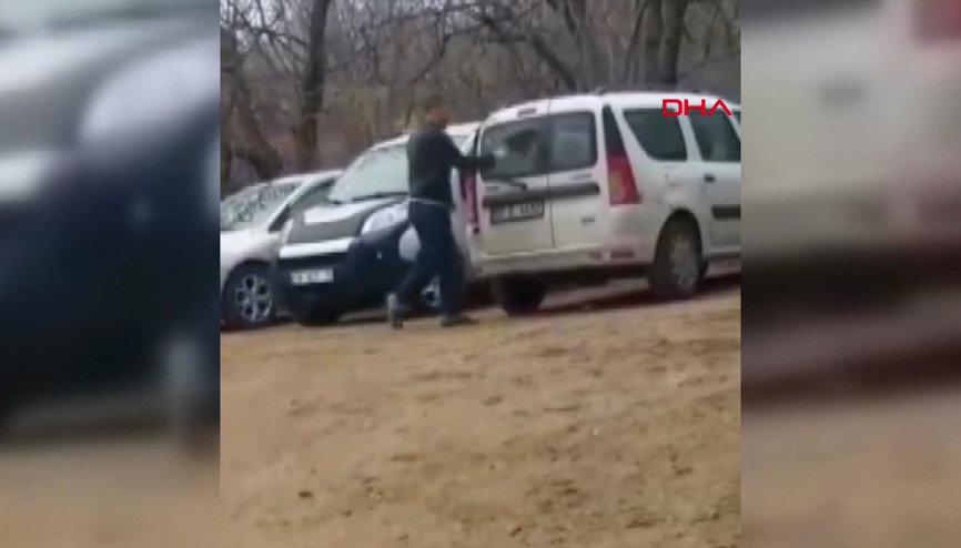 Kürekle araçların camlarını kıran saldırgan kameralara yakalandı