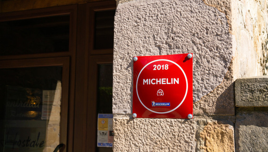 Michelin yıldızı nedir Michelin yıldızı kimlere, nasıl veriliyor Michelin rehberi hakkında bilgiler