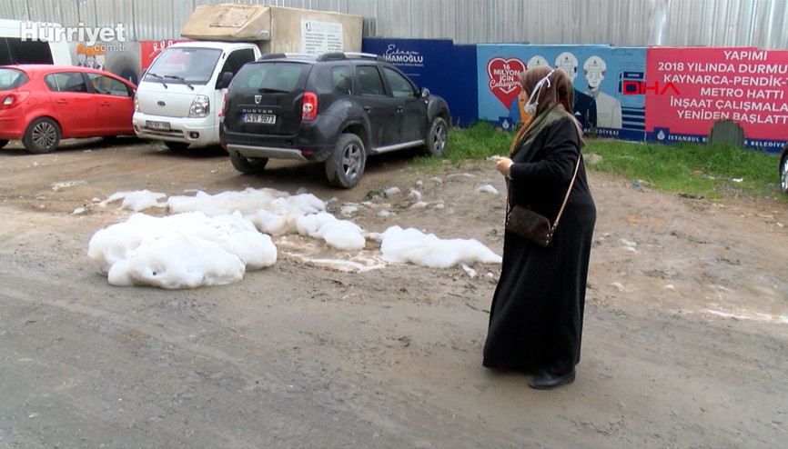 Pendikte rögardan sızan köpük tedirginliği Pendikte rögardan sızan köpük tedirginliği