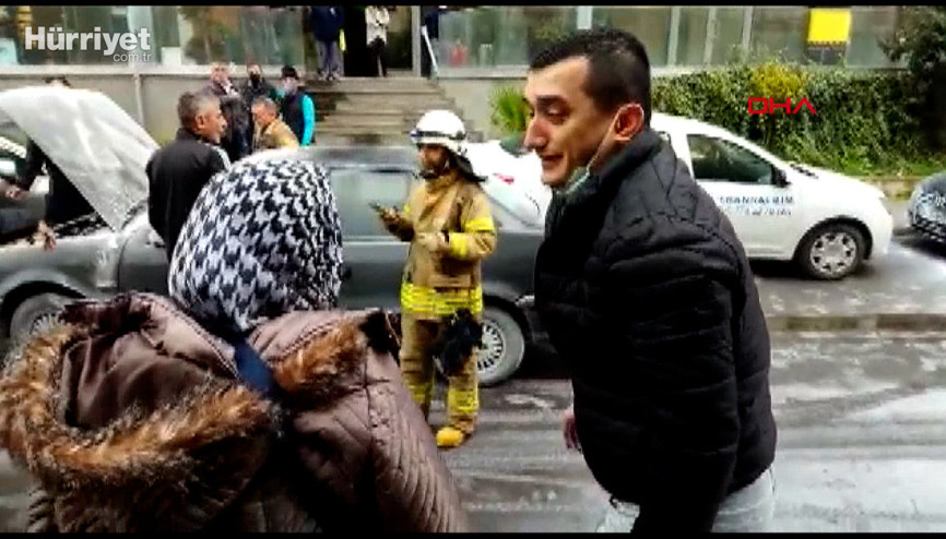 Kadıköyde aracı yanan kişiyi, ailesi teselli etti