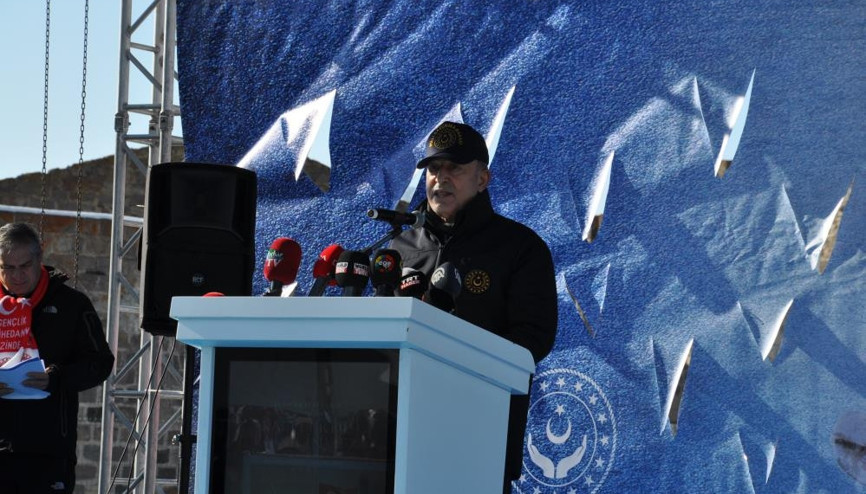 Son dakika... Sınır hattında hain saldırı: 3 şehit... Bakan Akar: 12 terörist öldürüldü, bu sayı artacak