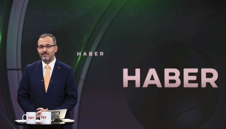 Bakan Kasapoğlu Dünya Çalışan Gazeteciler Gününde haber sundu