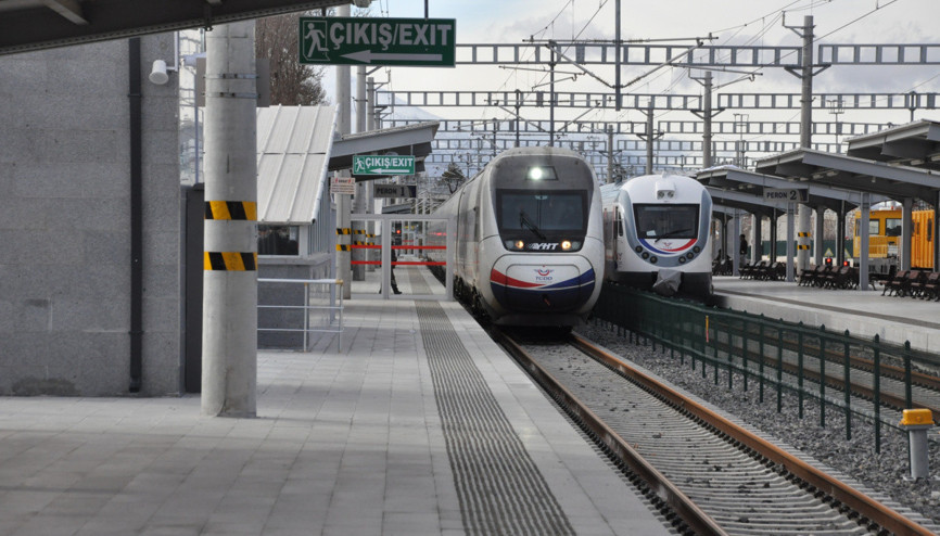 Karaman’da yüksek hızlı trene yoğun ilgi