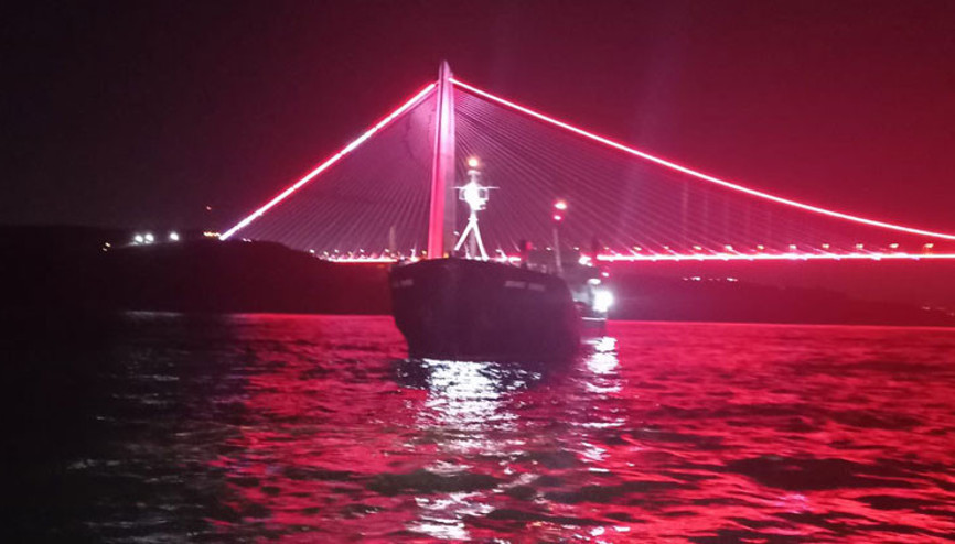 Arıza yapan gemi kurtarıldı Boğaz Trafiği normale döndü Arıza yapan gemi kurtarıldı Boğaz Trafiği normale döndü