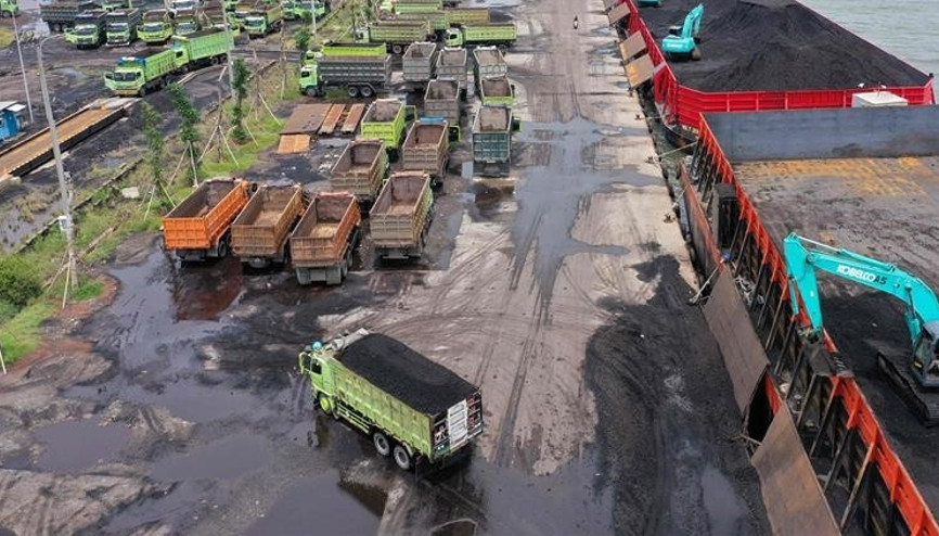 Endonezya Meclisinden, başkentin taşınmasına onay
