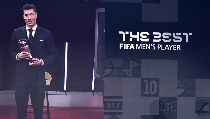 FIFA iyice saçmaladı, böyle 11 olur mu