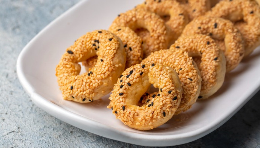 Kandil simidi nasıl yapılır, malzemeleri nelerdir Mahlepli, mahlepsiz kandil simidi tarifi