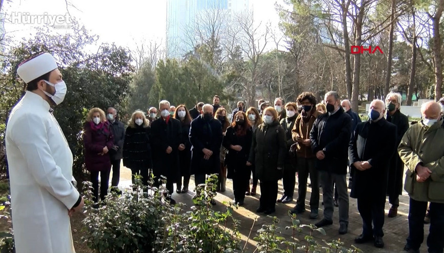 Abdi İpekçi, kabri başında anıldı