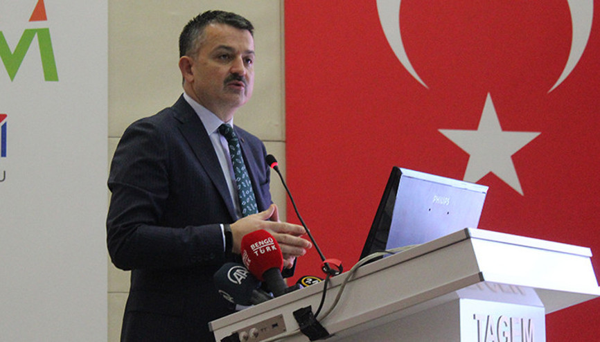 Bakan Pakdemirli: Üreten kesimin moralini bozmaya kimsenin hakkı yok